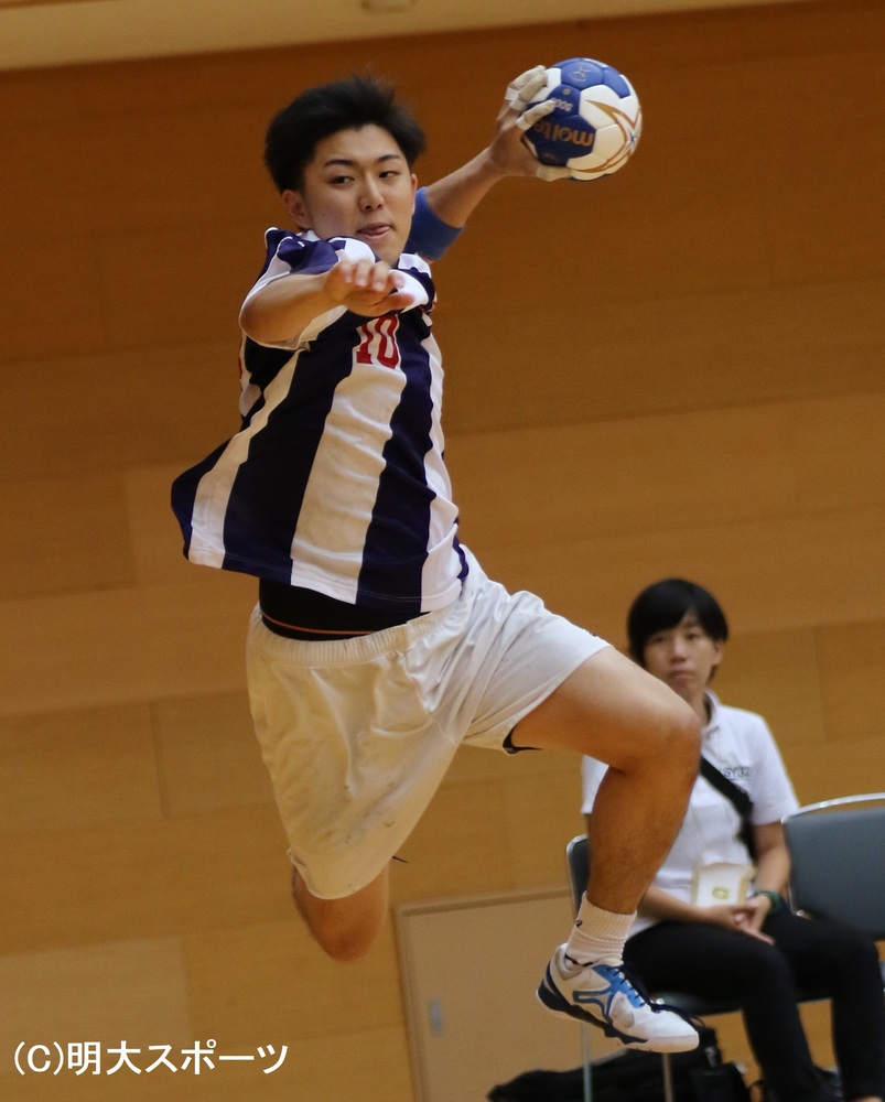優秀選手賞を受賞した宮崎